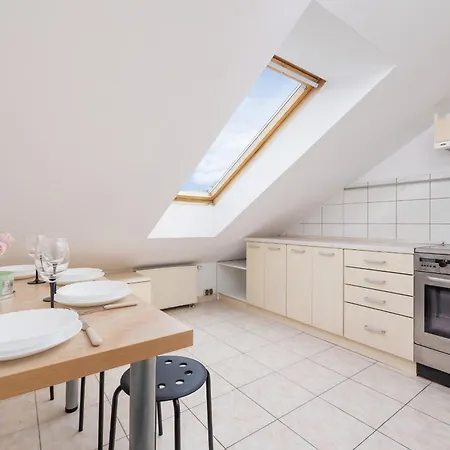 Family In By Rent Like Apartment Krakow