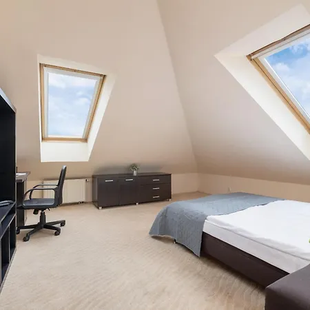 Family In By Rent Like * Cracovia